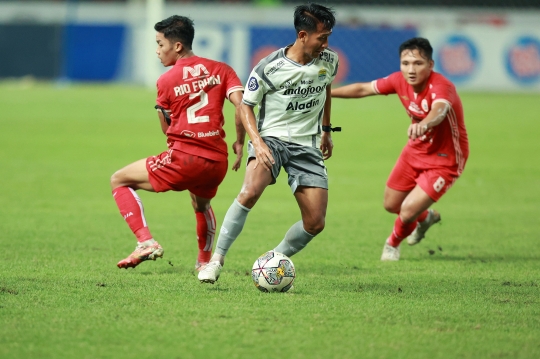 Momen Persija Tumbangkan Persib 2-0, Persaingan Runner Up Makin Ketat