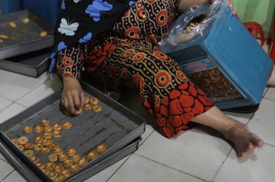 Pembuatan Kue Kering di Kwitang Mulai Kebanjiran Order Jelang Lebaran