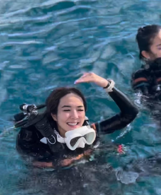 Serunya Gisel Liburan di Maldives, Diving dan Juga Menikmati Pemandangan Super Cantik