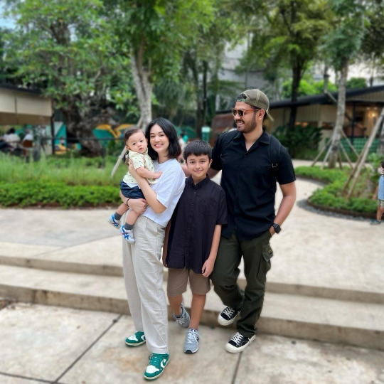 Menginjak 10 Bulan, Ini Potret 6 Terbaru Baby Arash Anak Faradilla Yoshi Makin Cute!