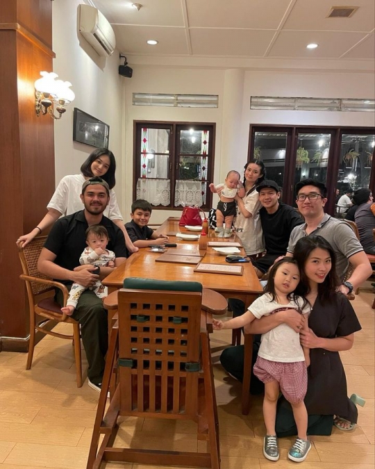 Menginjak 10 Bulan, Ini Potret 6 Terbaru Baby Arash Anak Faradilla Yoshi Makin Cute!