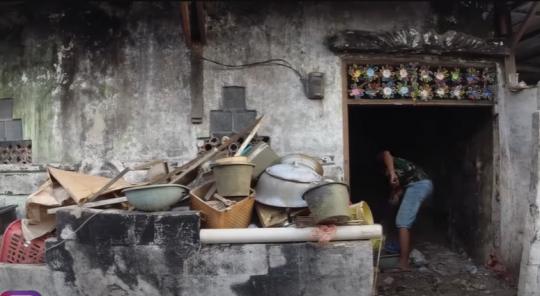 Penuh Sampah, Ini Potret Rumah Viral Ibu Suliwati Sebelum Vs Sesudah Dibersihkan