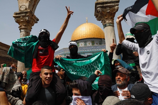 Ribuan Muslim Palestina Padati Masjid Al-Aqsa Pasca-serangan Israel