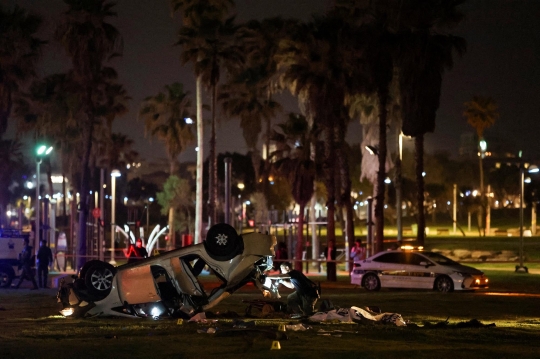 Mobil Tabrak Kerumunan Turis di Tel Aviv, 1 Tewas dan 5 Terluka