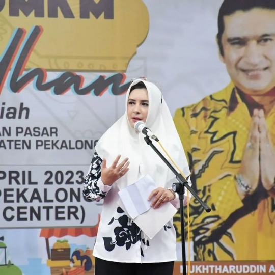 Jadi Pejabat, Ini Potret Cantik Fadia A Rafiq Kakak Kandung Fairuz A Rafiq