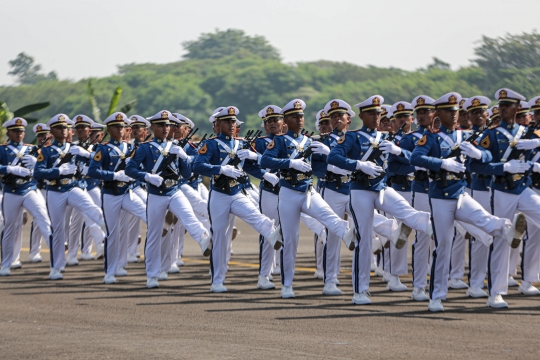 Atraksi Pasukan Meriahkan HUT Ke-77 TNI AU