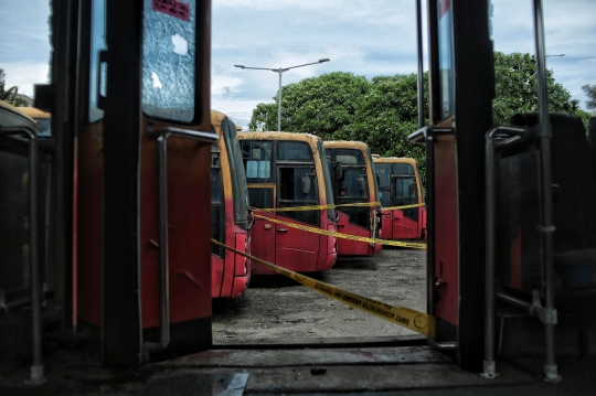 Pemprov DKI Lelang 417 Bus Transjakarta yang Terbengkalai