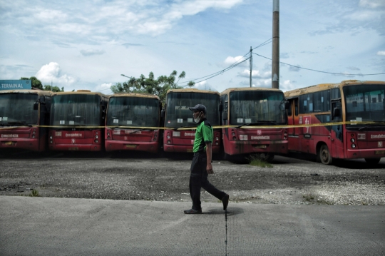 Pemprov DKI Lelang 417 Bus Transjakarta yang Terbengkalai