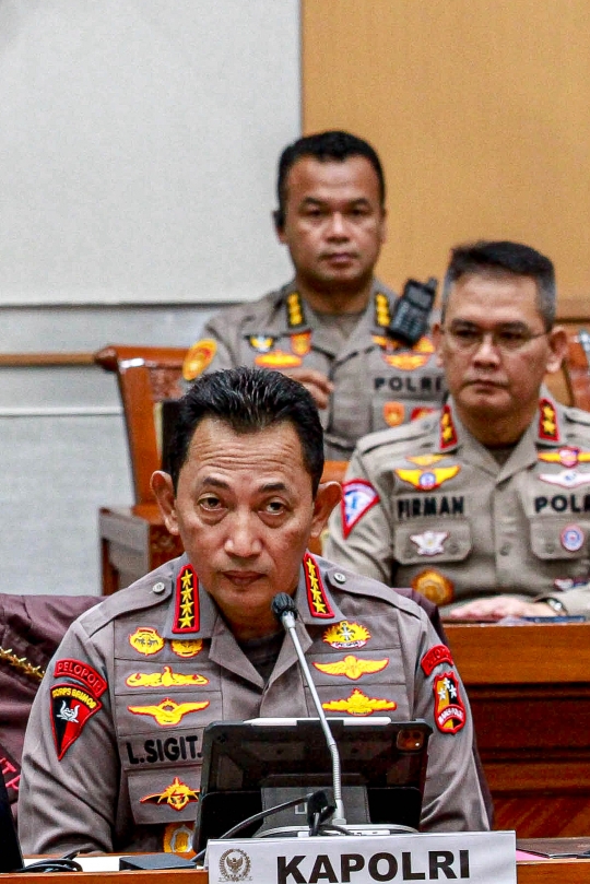 Evaluasi Kinerja dengan Komisi III DPR, Kapolri Beberkan Rencana Prioritas 2023