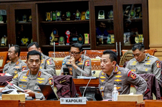 Evaluasi Kinerja dengan Komisi III DPR, Kapolri Beberkan Rencana Prioritas 2023