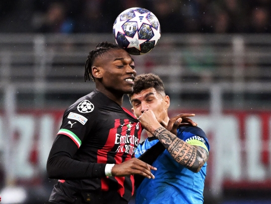 Buah Kesabaran AC Milan Sukses Tekuk Napoli 1-0 di Perempat Final Liga Champions