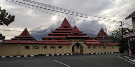 Potret Masjid-Masjid Peninggalan Kerajaan Islam di Nusantara