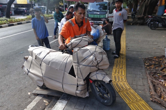 Laris Manis Jasa Pengiriman Motor Pemudik Jelang Lebaran