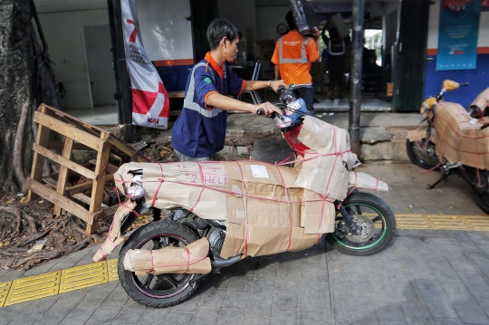 Laris Manis Jasa Pengiriman Motor Pemudik Jelang Lebaran