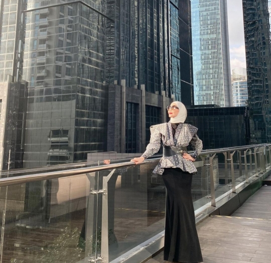 Foto : Ingat Okky Asokawati Bintang Iklan Motor Jadul? Begini Kabarnya