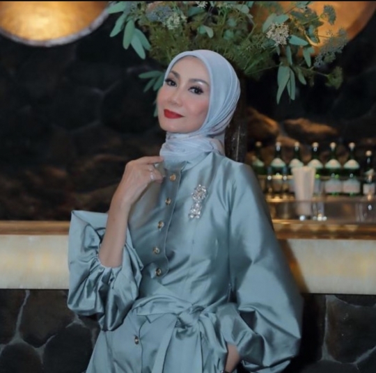 Foto : Ingat Okky Asokawati Bintang Iklan Motor Jadul? Begini Kabarnya