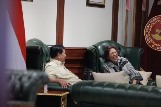 Susi Pudjiastuti Diundang Menhan, Prabowo: Yang Mengganggu Pertahanan RI Tenggelamkan