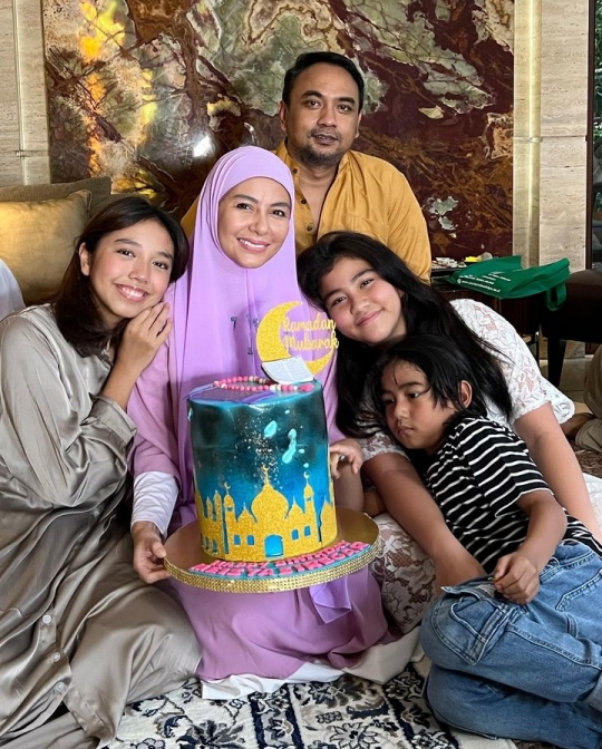 Potret Ulang Tahun Meisya Siregar ke-44, Bebi Romeo Tulis Pesan Menyentuh
