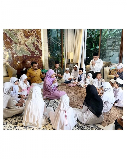 Potret Ulang Tahun Meisya Siregar ke-44, Bebi Romeo Tulis Pesan Menyentuh