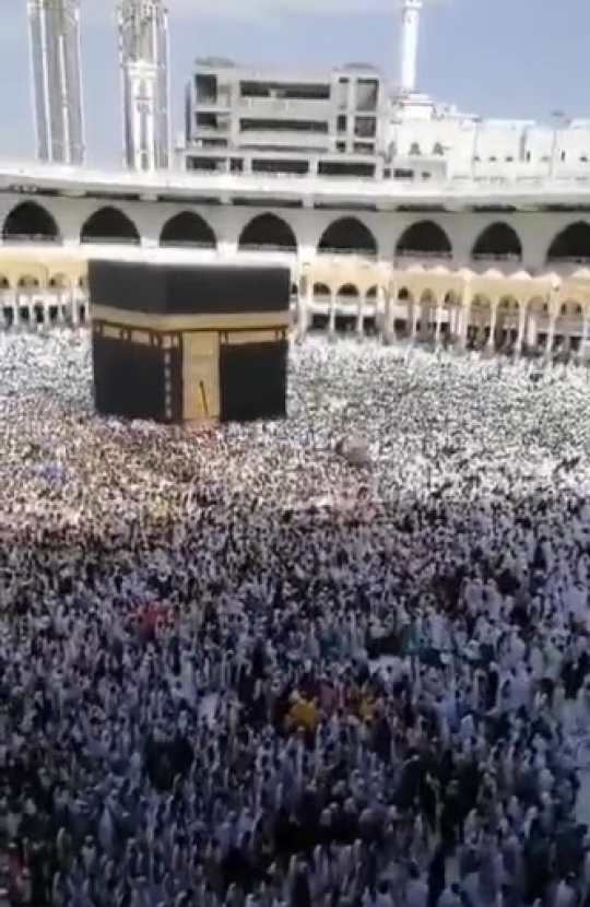 Potret Suasana Masjidil Haram saat Ramadhan 2023, Dipenuhi Jamaah Umrah