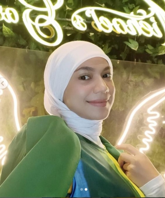 Jarang Muncul di TV, Potret Terbaru Indah Nevertari 'Rising Star', Semakin Cantik