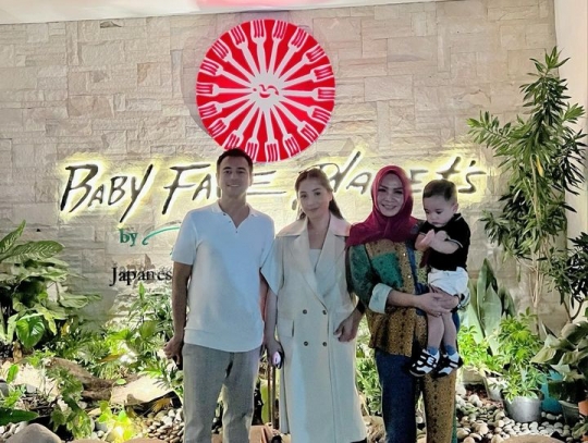 10 Potret Restoran Baru Milik Mama Rieta Ibunda Nagita Slavina, Mewah Banget!