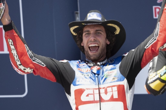 Alex Rins Rebut Podium Pertama Usai Drama Kecelakaan Warnai MotoGP Austin