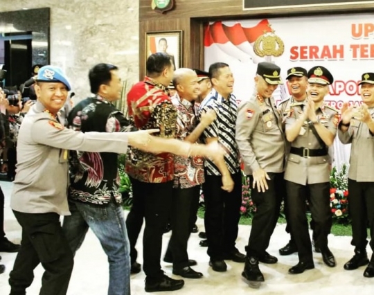 Potret Kompak Kombes Bhirawa dan Pejabat Polda Metro di Sertijab Irjen Hendro Pandowo