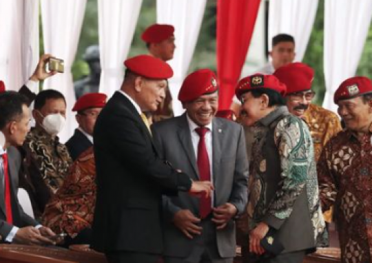 Jenderal Lulusan Terbaik Datangi Markas Kopassus, Gagah Pakai Jas & Baret Merah