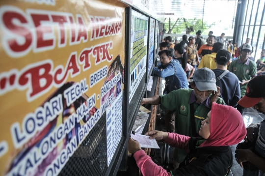 Lonjakan Arus Mudik di Terminal Tanjung Priok