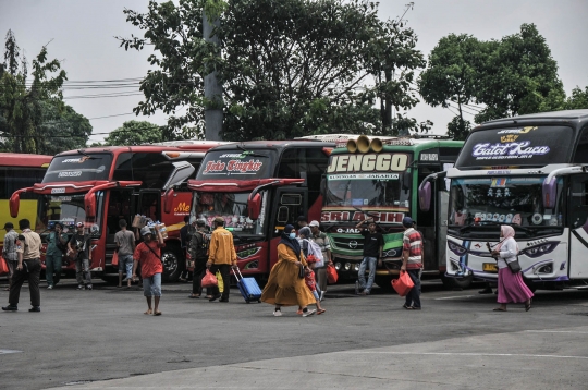 Lonjakan Arus Mudik di Terminal Tanjung Priok