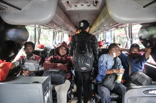 Lonjakan Arus Mudik di Terminal Tanjung Priok