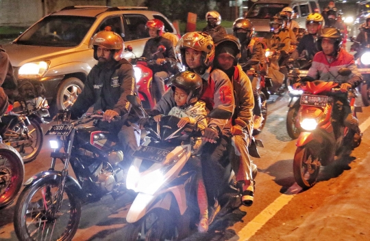 H-3 Lebaran, Pemudik Motor Mulai Serbu Jalur Pantura