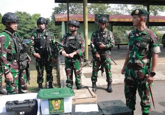 Pasukan Kostrad Langsung Cek Senjata Usai Status di Papua Naik Jadi Siaga Tempur!