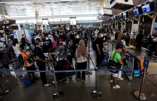 Pemudik Padati Bandara Soekarno Hatta, 146.000 Pemudik Terbang Tinggalkan Jakarta