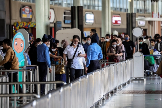 Pemudik Padati Bandara Soekarno Hatta, 146.000 Pemudik Terbang Tinggalkan Jakarta