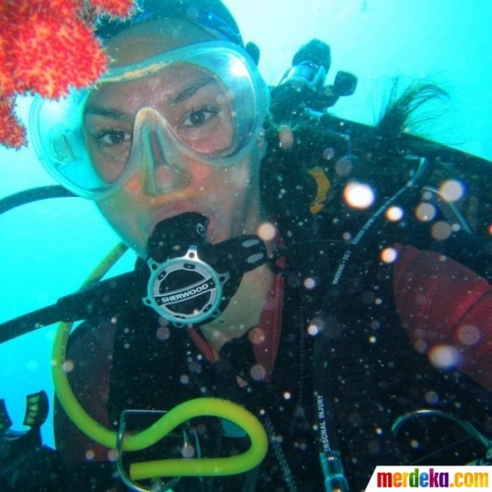 Deretan Artis Cantik Jago Diving, Ada yang Sudah Lulus jadi Instruktur