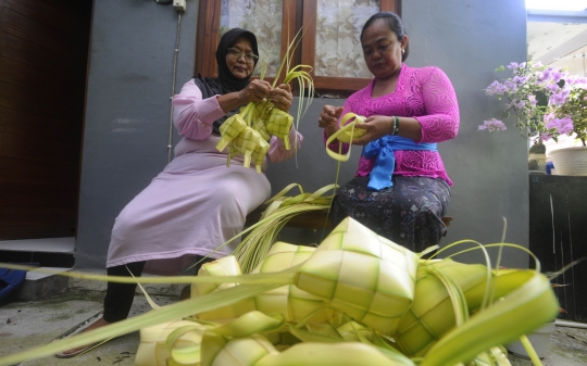 Potret Toleransi Warga Bali Jelang Hari Raya Idulfitri