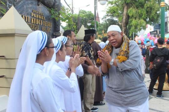 Indahnya Toleransi, Gereja di Malang Sediakan Halaman untuk Salat Idulfitri