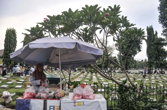 Tradisi Ziarah di Hari Raya Idulfitri