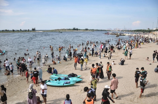 Membeludak, 85 Ribu Orang Kunjungi Ancol di Hari Kedua Lebaran