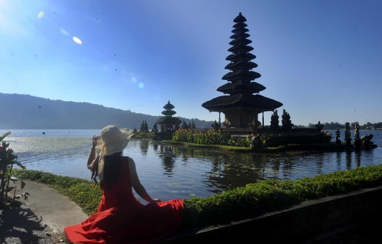 Menikmati Pesona Keindahan Pura Ulun Danu Beratan di Bali