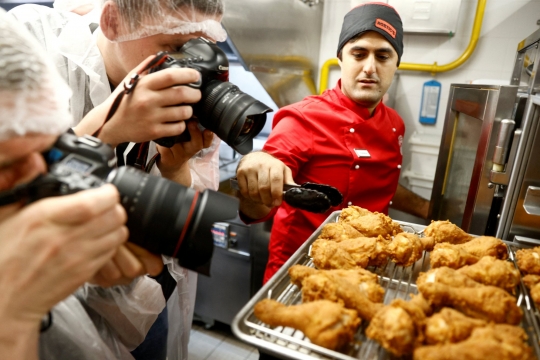 Rusia Hadirkan Kembali Restoran "KFC" dengan Wajah Baru