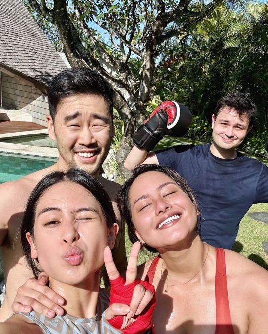7 Momen Maudy Ayunda Liburan di Bali Setelah Rayakan Lebaran, Romantis Bareng Suami