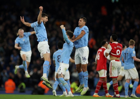 Keperkasaan Manchester City Menumbangkan Arsenal 4-1 di Liga Inggris