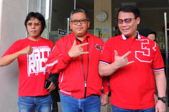 PDIP Tugaskan Basarah dan Napitupulu Jadi Tim Relawan Pemenangan Ganjar Capres