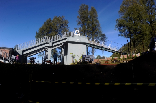 Intip Progres Jembatan Kaca Bromo yang Akan Menguji Adrenalin Wisatawan
