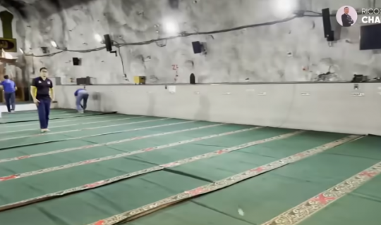 Pecahkan Rekor Kedalaman Ribuan Meter, ini Penampakan Masjid Bawah Tanah di Freeport