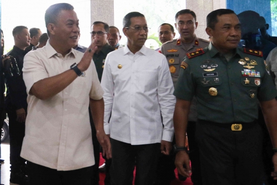 Kemesraan Heru Budi dan Prasetyo Edi di Acara Silaturahmi Forkopimda DKI