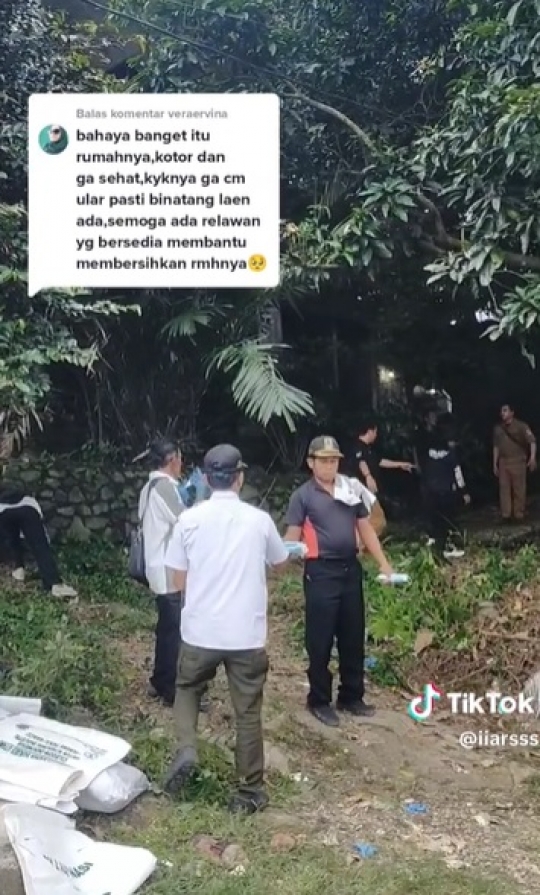 Rumah Megah Dokter Mayan Terbengkalai Penuh Sampah, Kini Dibersihkan ini Kondisinya